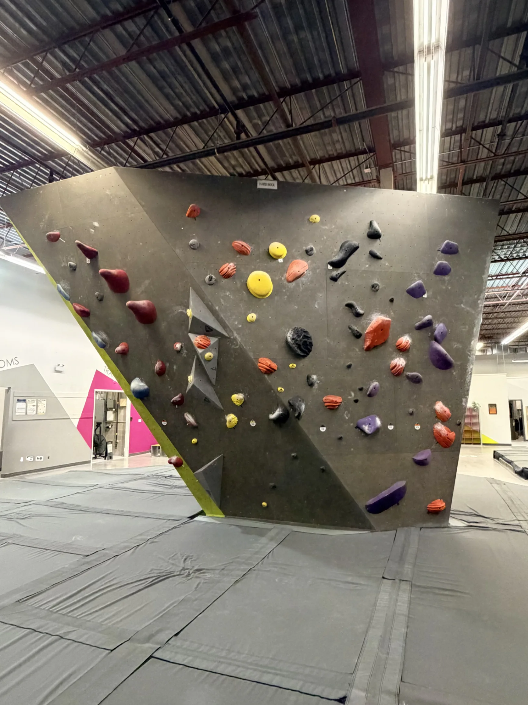Hard Rock wall image